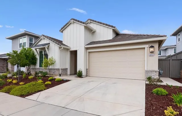 $679,000 | 3247 Highgate Terrace Loop, Folsom, CA 95630