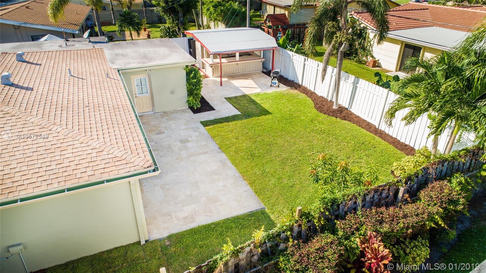 375 Northeast 25th Terrace Boca Raton, FL 33431 - Photo 5 of 24