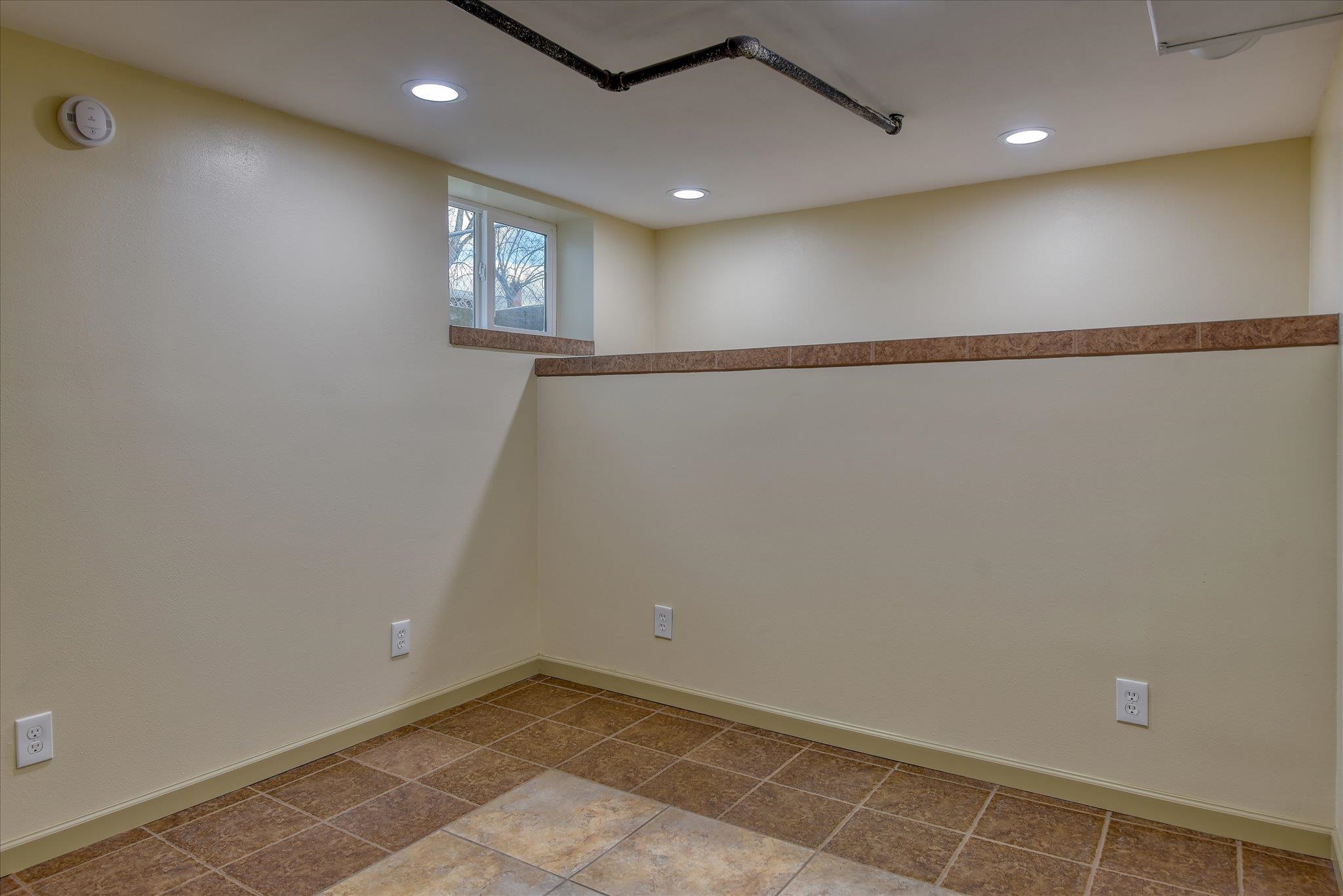 2715 North Ash Street Spokane, WA 99205 - Photo 13 of 20