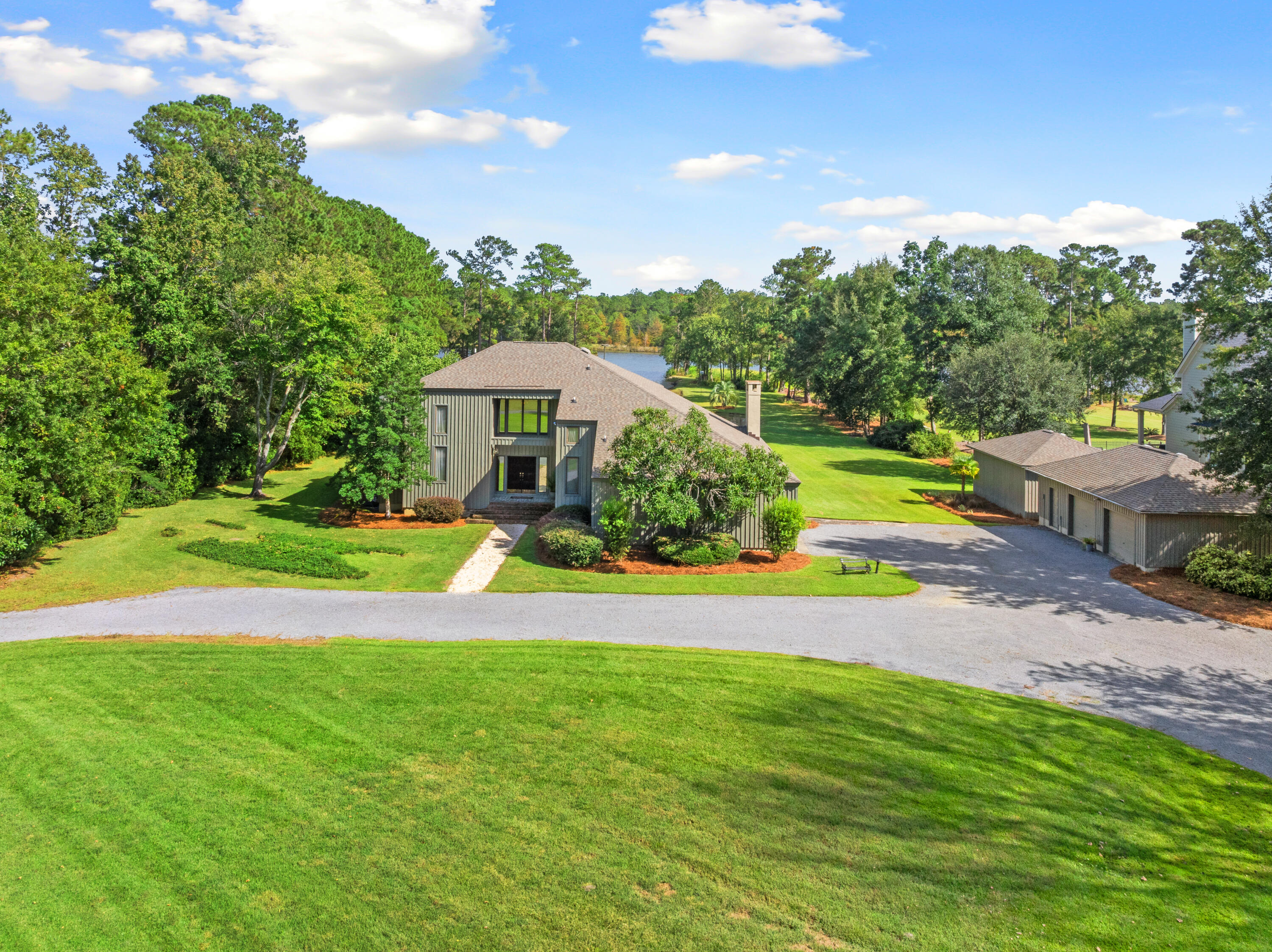 1554 Pinopolis Road Moncks Corner, SC 29461 - Photo 8 of 33