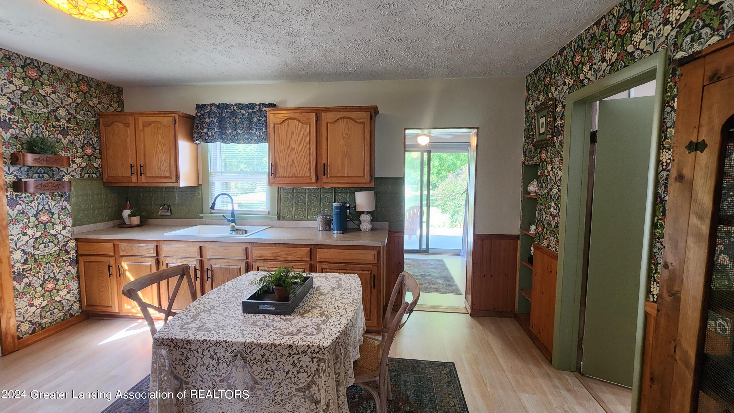 16470 Stockwell Road Lansing, MI 48906 - Photo 13 of 27 20240827_112717