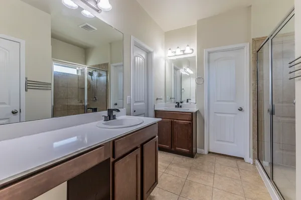 $389,990 | 762 Nautical Loop, Kyle, TX 78640