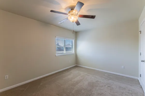 $389,990 | 762 Nautical Loop, Kyle, TX 78640