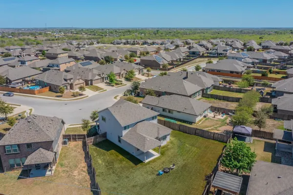 $389,990 | 762 Nautical Loop, Kyle, TX 78640