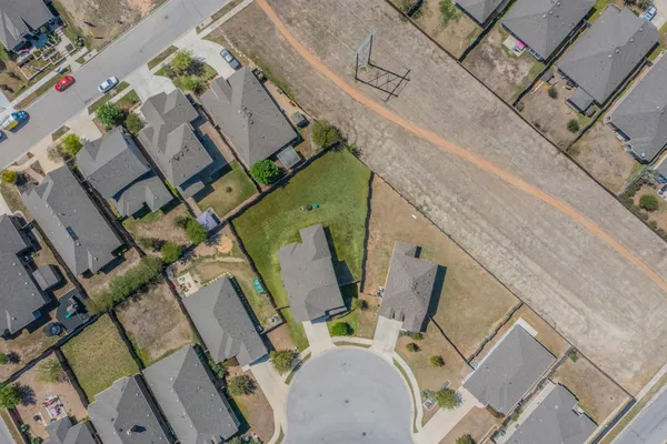 $389,990 | 762 Nautical Loop, Kyle, TX 78640