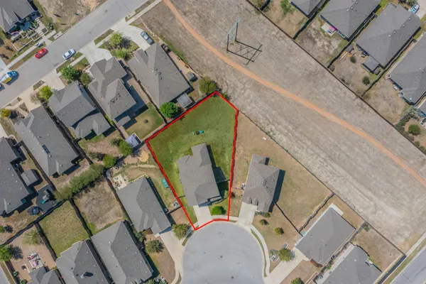 $389,990 | 762 Nautical Loop, Kyle, TX 78640