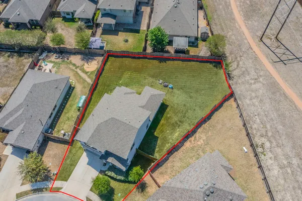 $389,990 | 762 Nautical Loop, Kyle, TX 78640