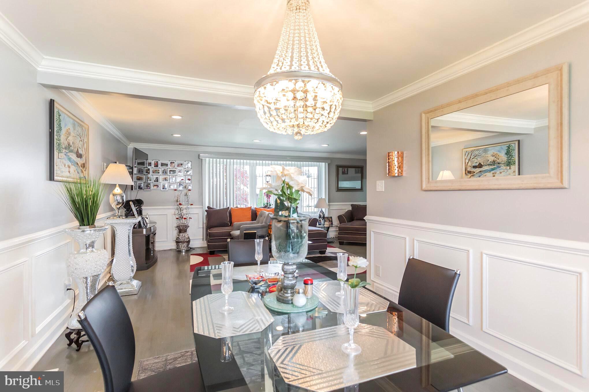 9731 Chapel Road Philadelphia, PA 19115 - Photo 8 of 27 Dining Room