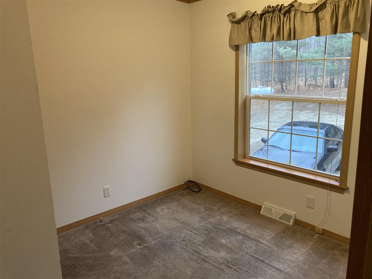 11156 Cinder Road Beulah, MI 49617 - Photo 22 of 37 1882651-21.JPG