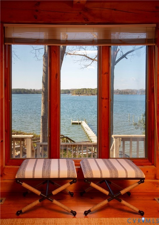 877 Twiggs Ferry Road Hartfield, VA 23071 - Photo 12 of 34 a room with furniture and window