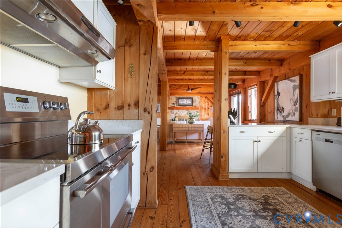 877 Twiggs Ferry Road Hartfield, VA 23071 - Photo 13 of 34 a view of utility room