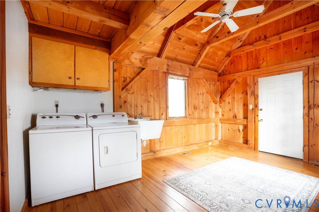 877 Twiggs Ferry Road Hartfield, VA 23071 - Photo 23 of 34 a utility room with dryer and washer