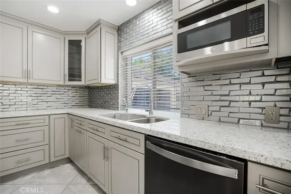 $5,495 | 22301 Michale Street, West Hills, CA 91304