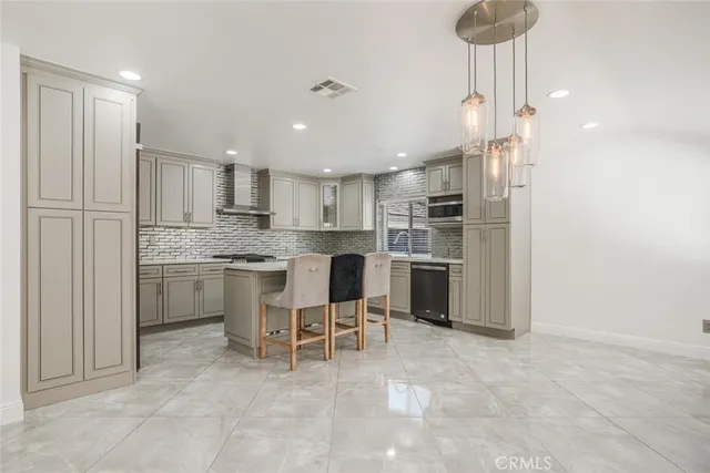 $5,595 | 22301 Michale Street, West Hills, CA 91304