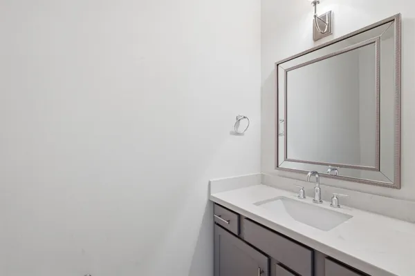 $705,000 | 1906 West 25th Street, Houston, TX 77008