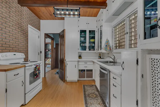 $210,000 | 819 Ella Avenue Northwest, Willmar, MN 56201