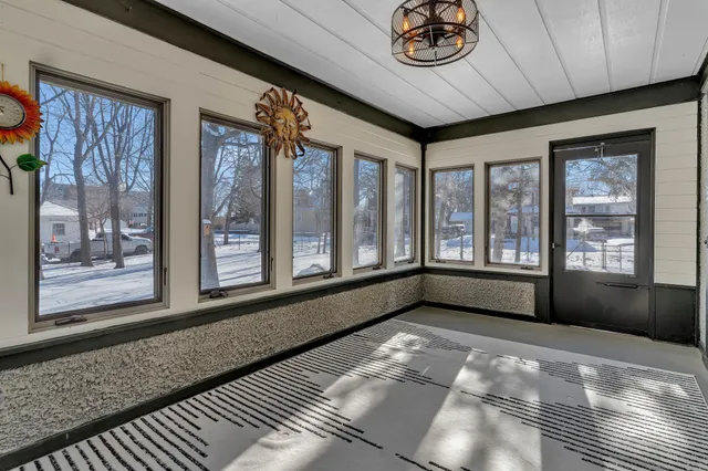 $210,000 | 819 Ella Avenue Northwest, Willmar, MN 56201