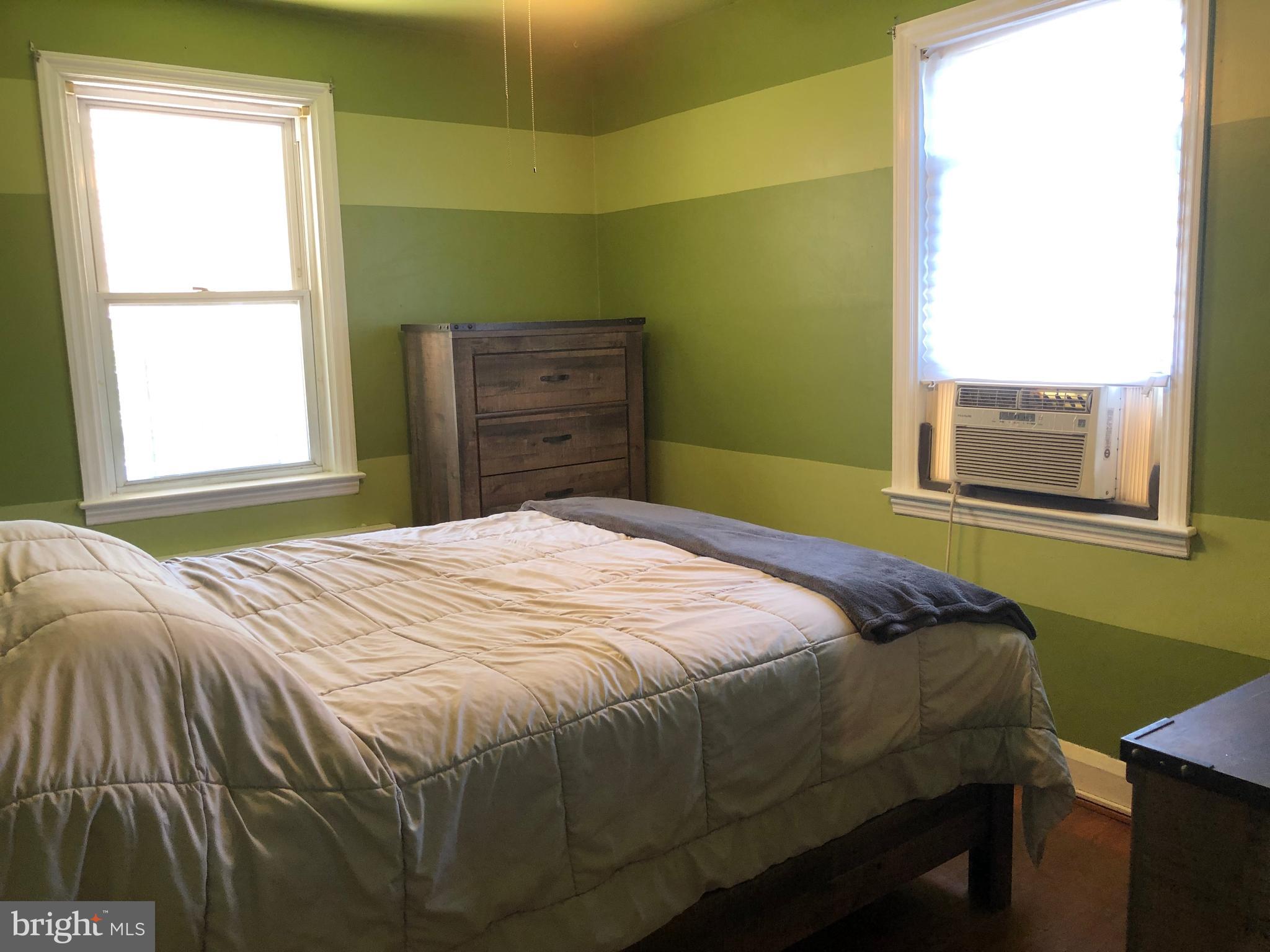 5105 Edgar Terrace Baltimore, MD 21214 - Photo 34 of 63 Bedroom #2 with 2 windows