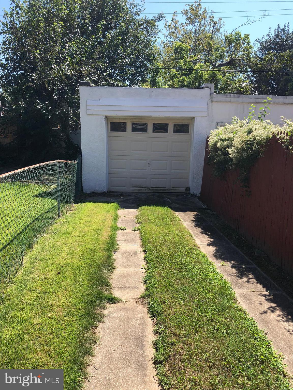 5105 Edgar Terrace Baltimore, MD 21214 - Photo 4 of 63 Detached garage at end of driveway