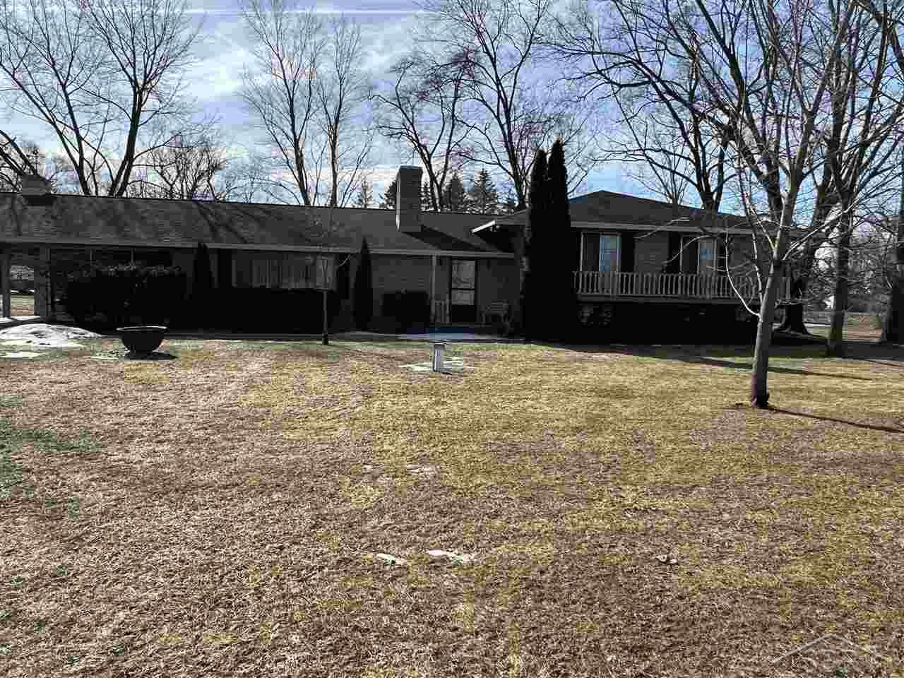 14857 Gratiot Road Hemlock, MI 48626 - Photo 2 of 35