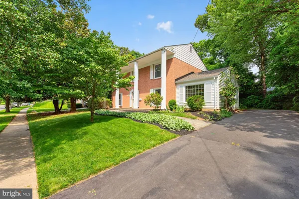 $929,000 | 1395 Stratton Drive, Rockville, MD 20854