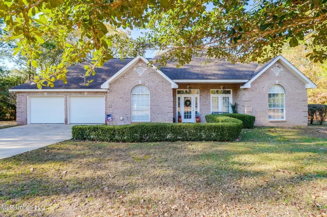 $219,900 | 1742 Woodland Drive, Wiggins, MS 39577