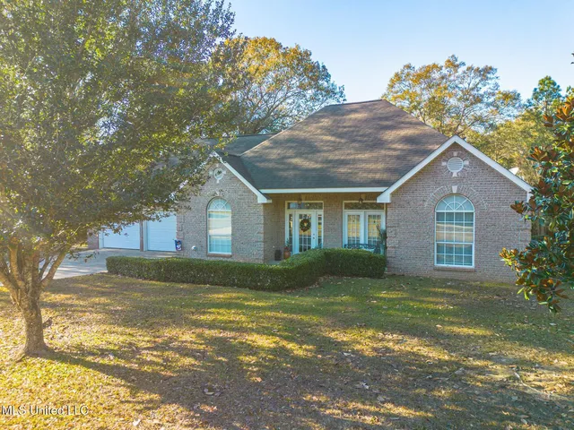 $219,900 | 1742 Woodland Drive, Wiggins, MS 39577