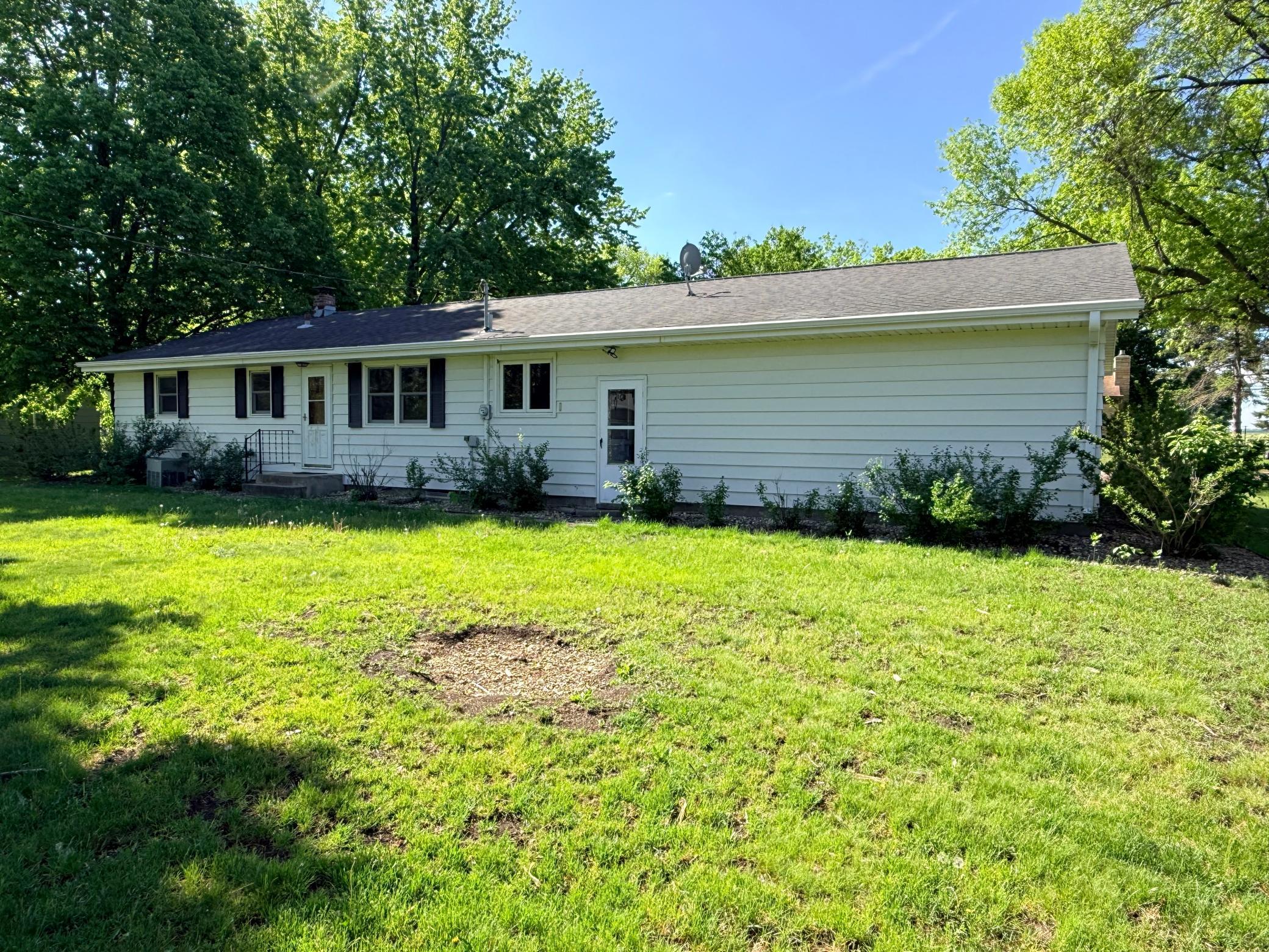 830 Clark Street Walnut Grove, MN 56180 - Photo 32 of 34