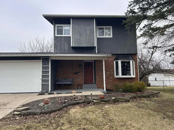 $189,900 | 112 Renfrew Avenue, Adrian, MI 49221