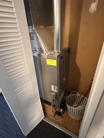 $189,900 | 112 Renfrew Avenue, Adrian, MI 49221