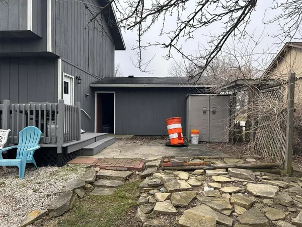 $189,900 | 112 Renfrew Avenue, Adrian, MI 49221