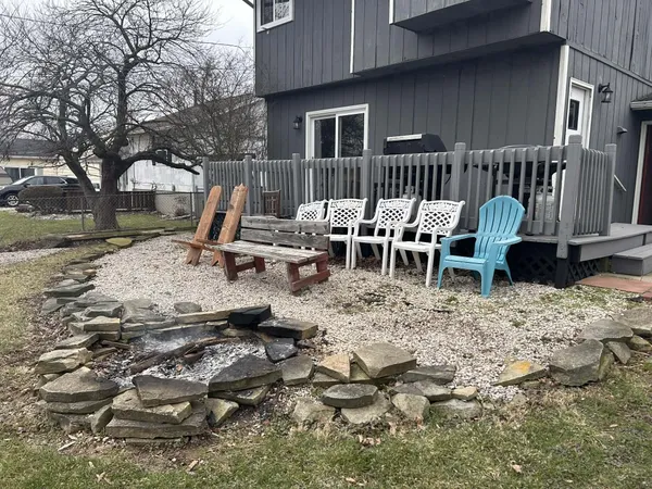 $189,900 | 112 Renfrew Avenue, Adrian, MI 49221