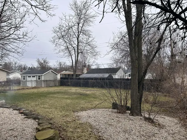 $189,900 | 112 Renfrew Avenue, Adrian, MI 49221
