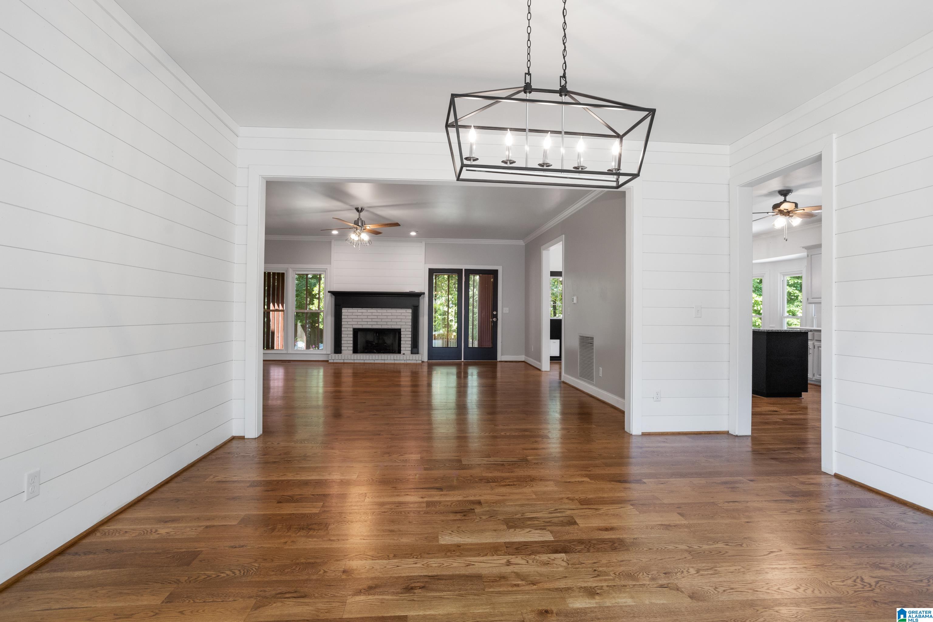 303 Newgate Court Alabaster, AL 35007 - Photo 11 of 76