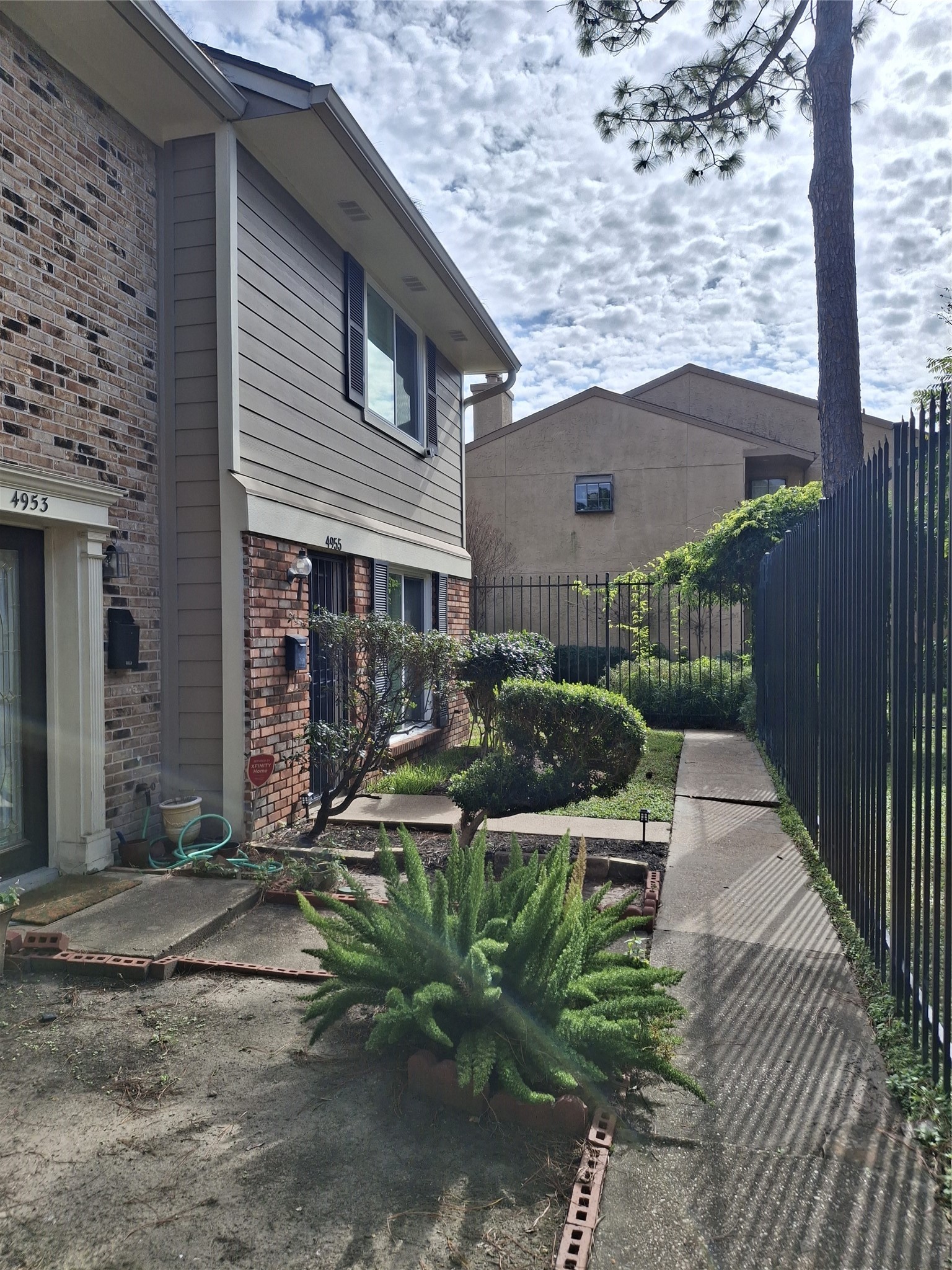 4953 Lamonte Lane Houston, TX 77092 - Photo 3 of 6 a view of a house with backyard and sitting area