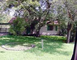 607 North Ave F Elgin, TX 78621 - Photo 1 of 1