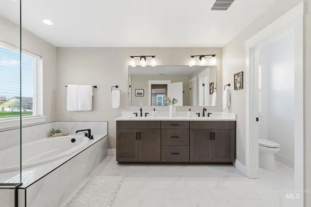 $699,990 | 664 East Lockhart Street, Meridian, ID 83646