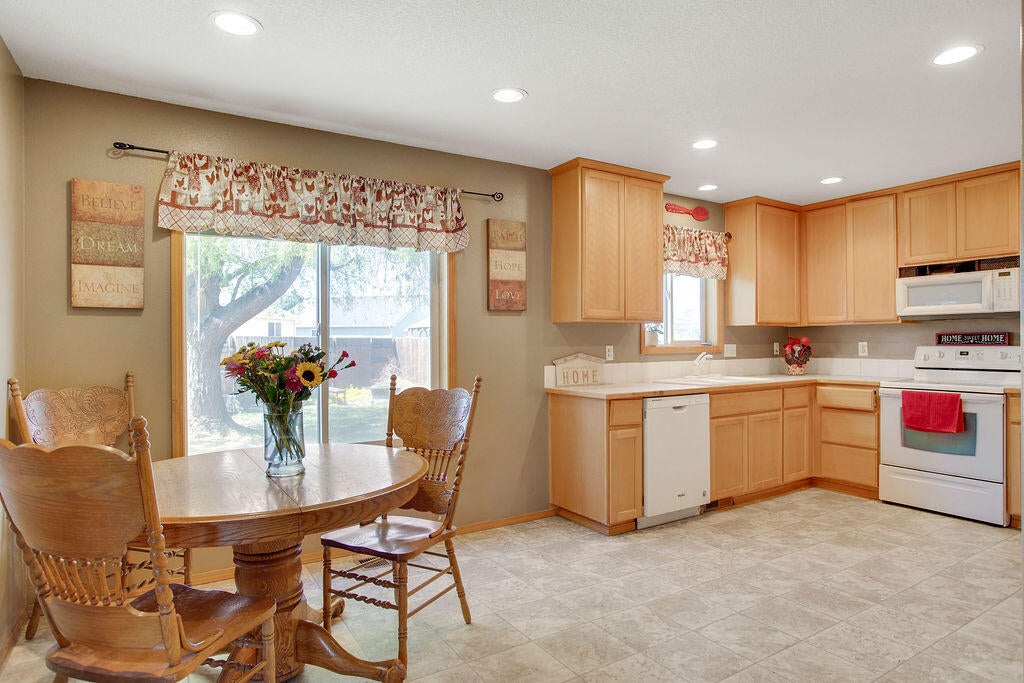 393 Center Ridge Drive Culver, OR 97734 - Photo 16 of 36 mmayphoto-2116-mmayphoto-2122
