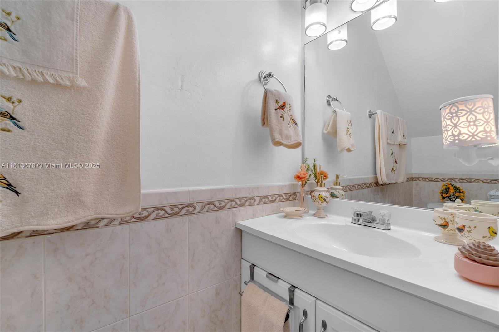 401 Southwest 109th Avenue, Unit 26 Sweetwater, FL 33174 - Photo 15 of 35