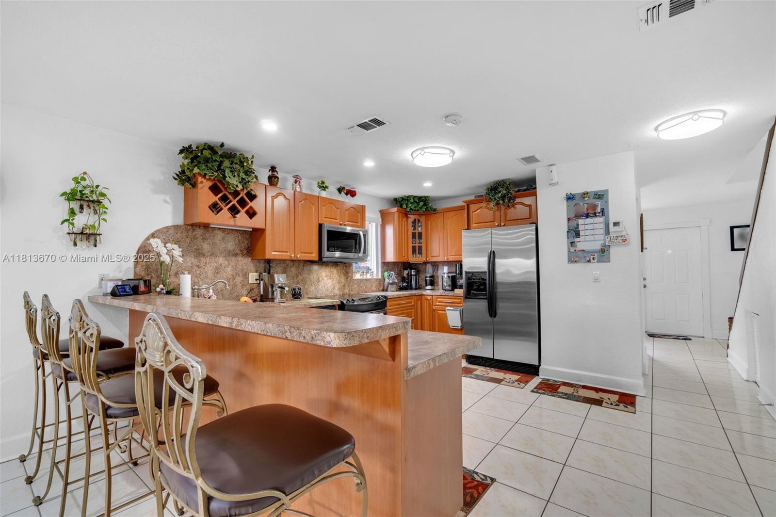 401 Southwest 109th Avenue, Unit 26 Sweetwater, FL 33174 - Photo 9 of 35