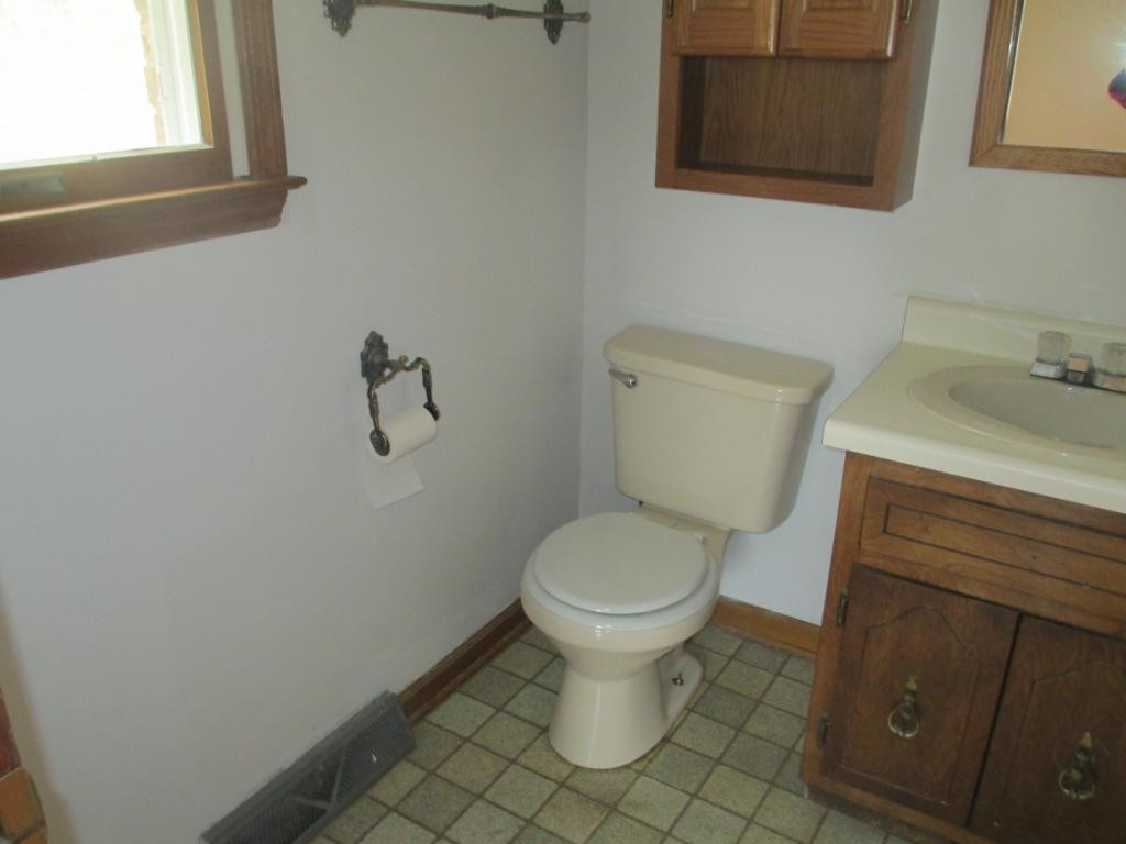 198 Clay Little Road Elizabethton, TN 37643 - Photo 11 of 16 Photo 11