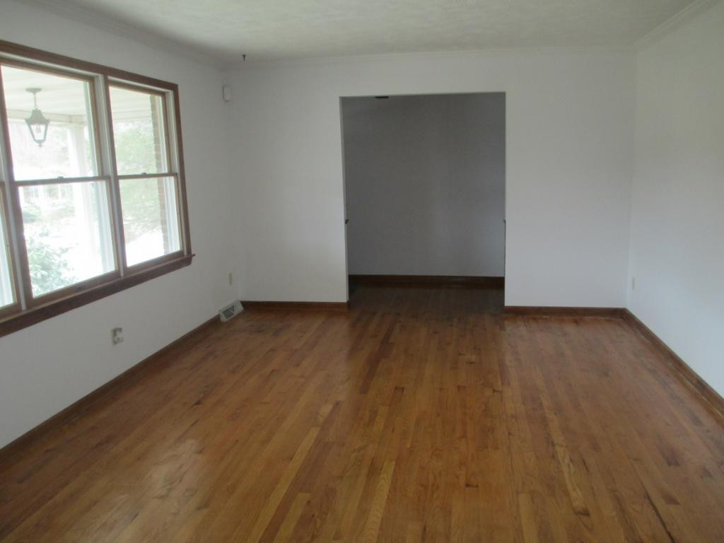 198 Clay Little Road Elizabethton, TN 37643 - Photo 3 of 16 Photo 3