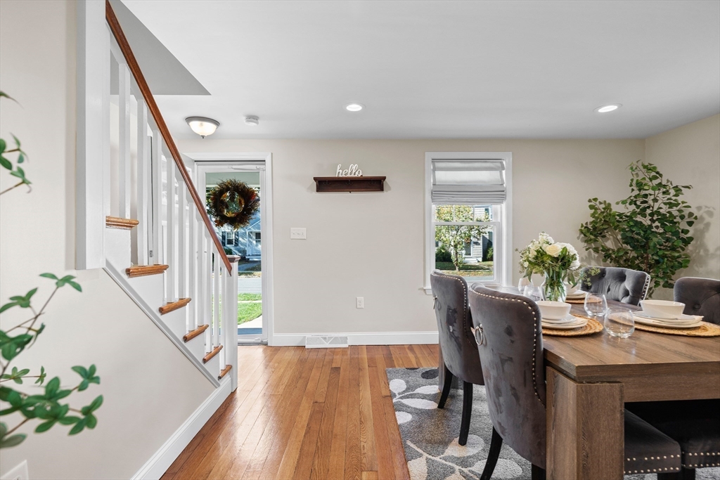 15 Jefferson Road, Unit 15 Wakefield, MA 01880 - Photo 3 of 23