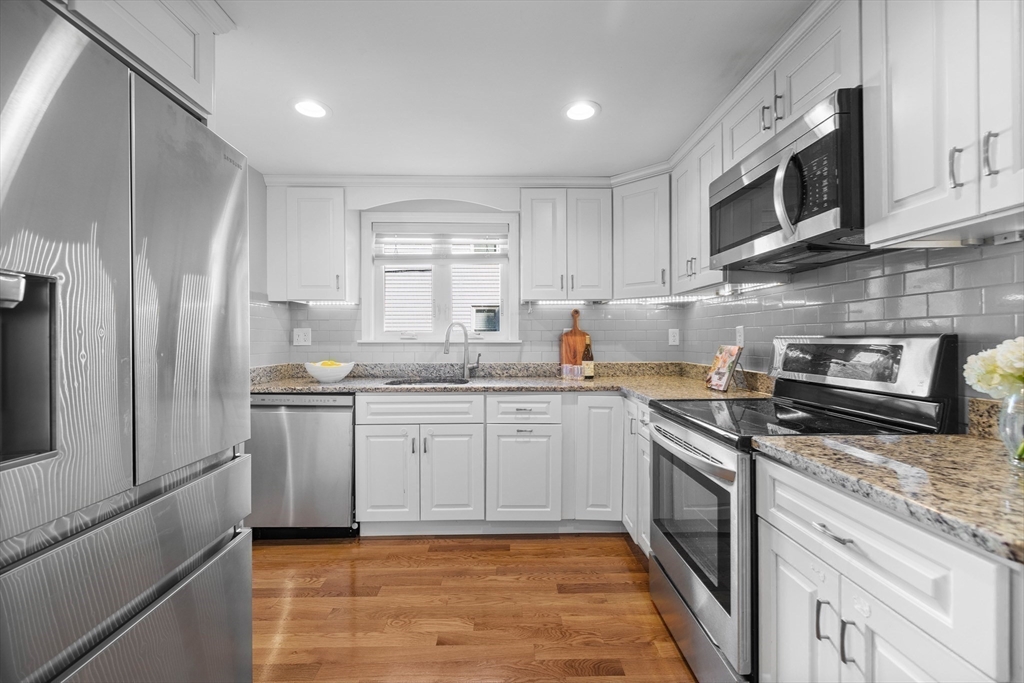 15 Jefferson Road, Unit 15 Wakefield, MA 01880 - Photo 5 of 23