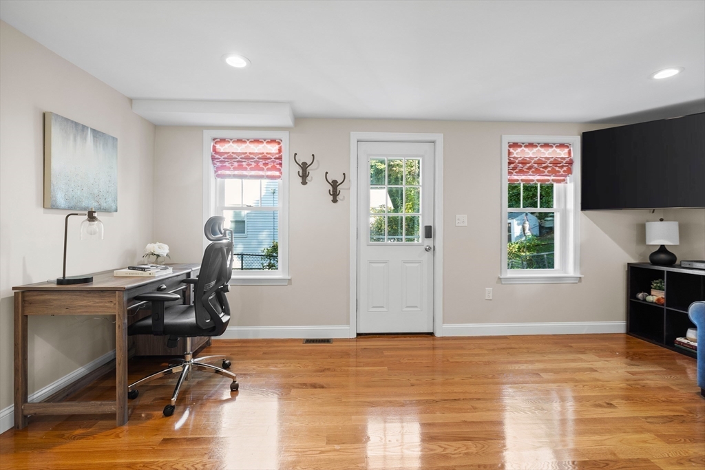 15 Jefferson Road, Unit 15 Wakefield, MA 01880 - Photo 10 of 23