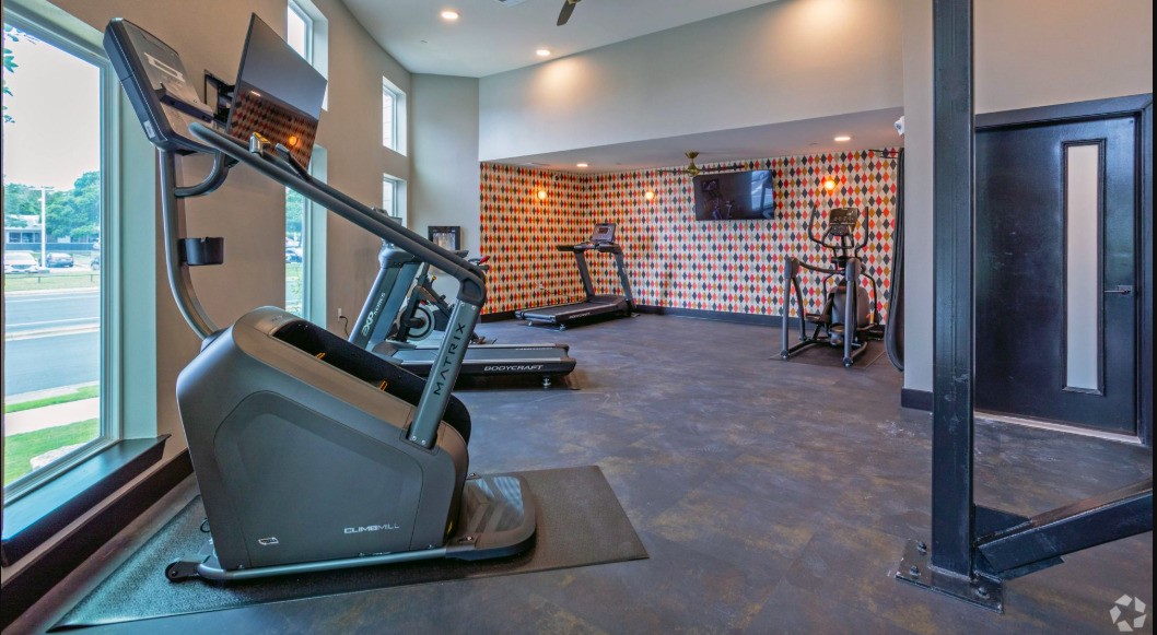 10010 North Capital Of Texas Highway Austin, TX 78759 - Photo 11 of 22 a view of an entryway