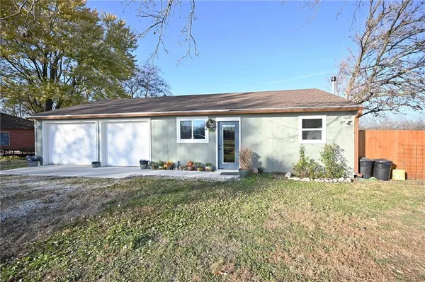 $549,900 | 30704 East Outerbelt Road, Lee's Summit, MO 64086