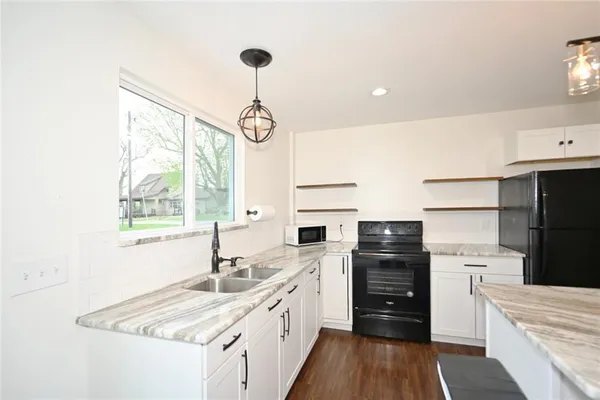 $549,900 | 30704 East Outerbelt Road, Lee's Summit, MO 64086