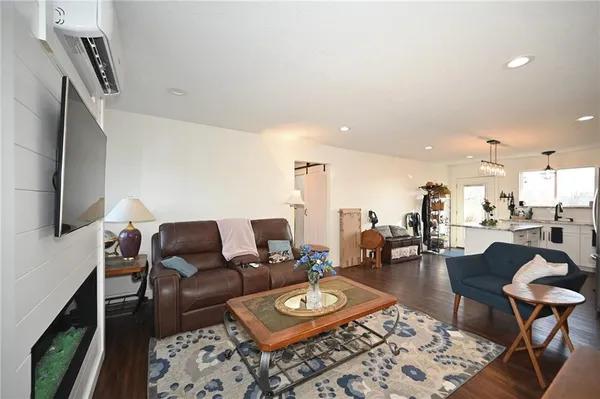 $549,900 | 30704 East Outerbelt Road, Lee's Summit, MO 64086