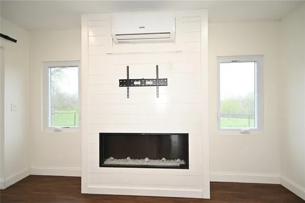 $549,900 | 30704 East Outerbelt Road, Lee's Summit, MO 64086